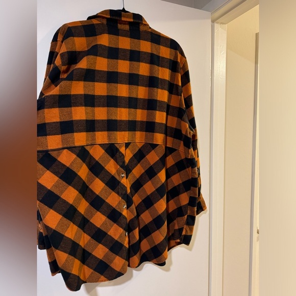 Joan Rivers 3x plaid shacket orange and black - Picture 6 of 8